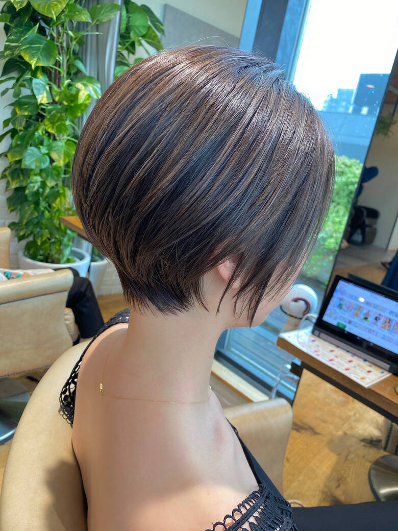 大人ハイライト ショートボブ ショートヘア 大人ショート Present 銀座 プライベートサロンpresent 川島 工 Hair 大人ハイライト ショートボブ ショートヘア 大人ショート Present 銀座 プライベートサロンpresent 川島 工 Hair