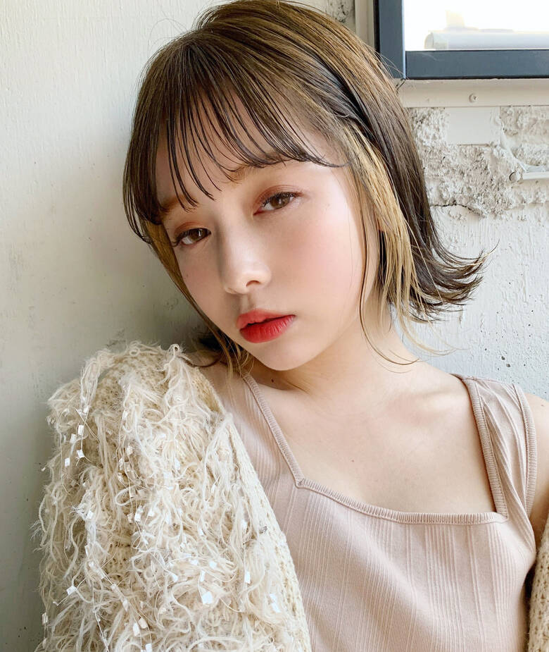 ミディアム インナーカラー シースルーバング おフェロ Kyli表参道 Kyli表参道 藤野ちずる Hair