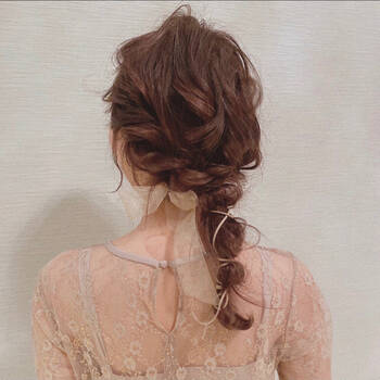 21年最新 周りと差がつくお呼ばれ髪型 結婚式のおすすめヘアカタログ Hair