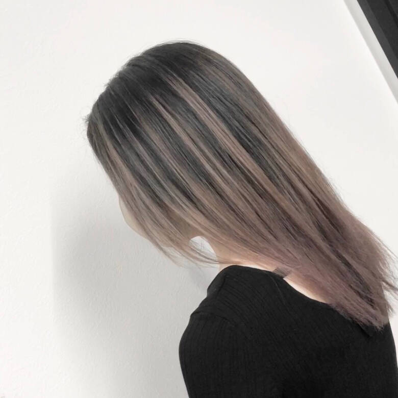 ストレート アッシュベージュ バレイヤージュ ストリート フリーランス アンドウ ユウ バレイヤージュ ハイライト Hair ストレート アッシュベージュ バレイヤージュ ストリート フリーランス アンドウ ユウ バレイヤージュ ハイライト Hair