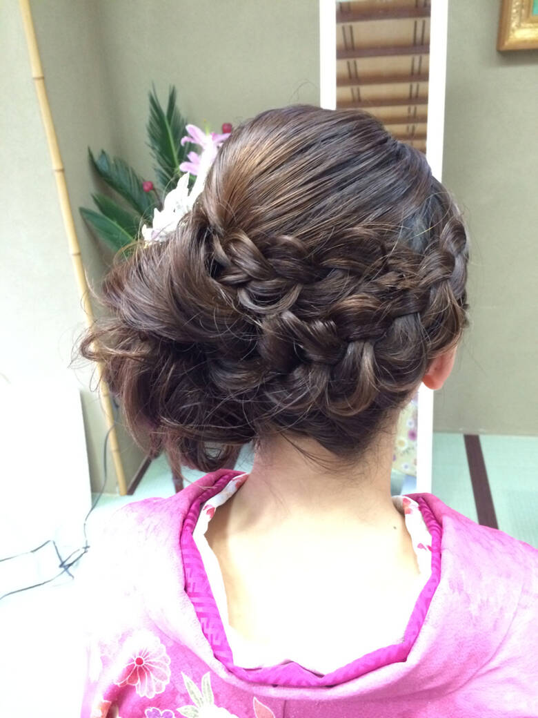 簡単ヘアアレンジ 丸顔 ショート 成人式 トータルビューティーデザインオフコース 木脇麻未 Hair