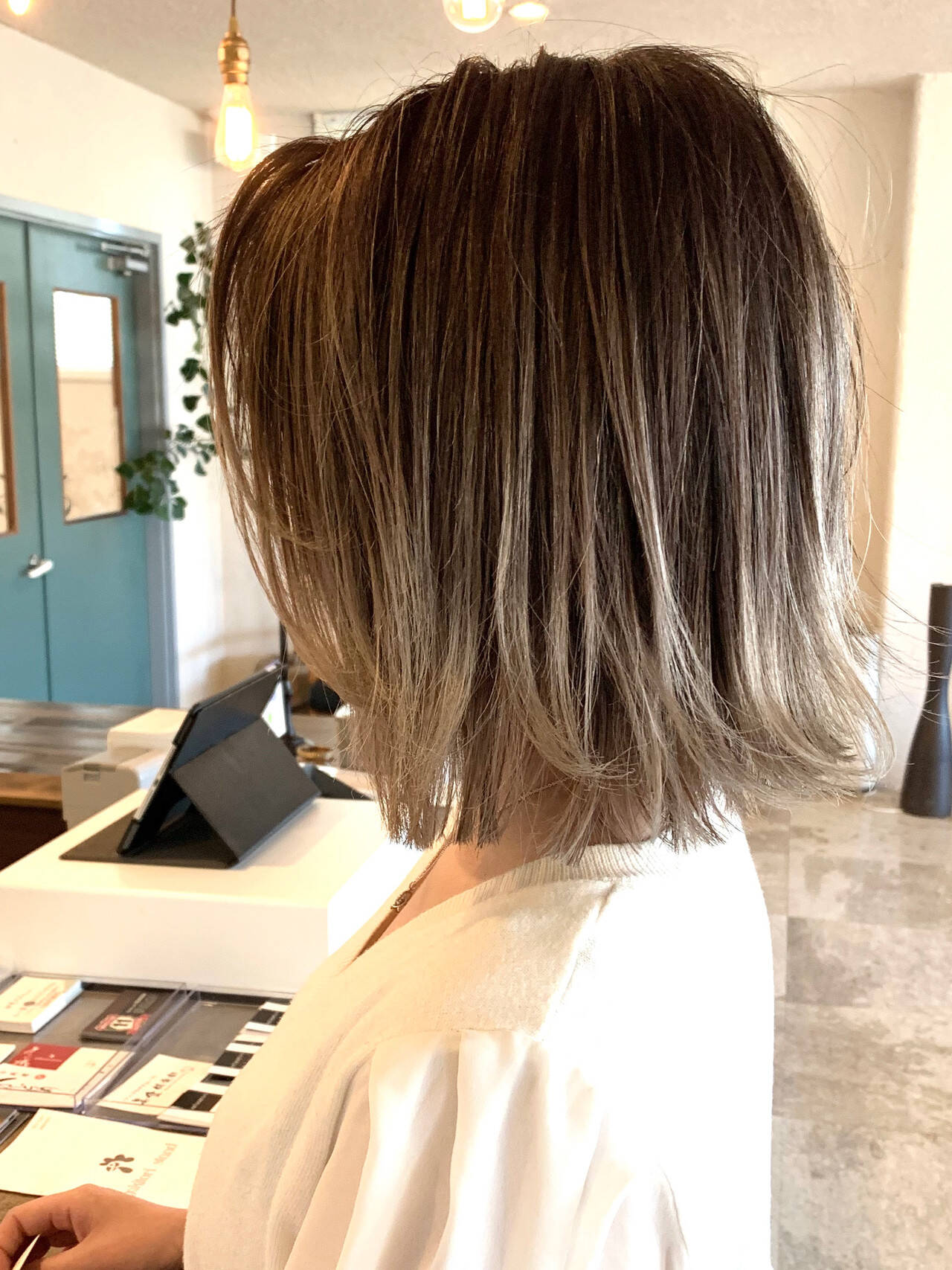 外国人風カラー 切りっぱなしボブ エアータッチ モード Valucetiri 中山俊一 Hair