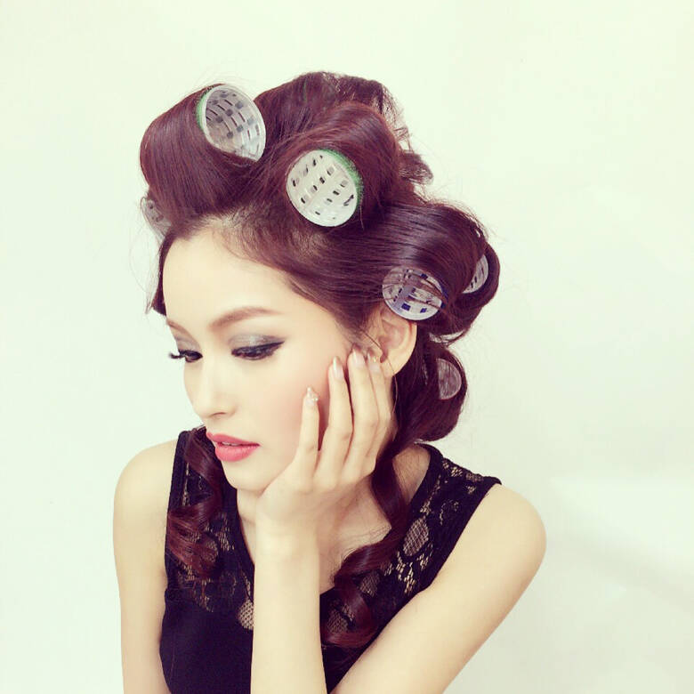 モード レッド おフェロ ヘアカーラー 日本ヘアセットスクール大阪本校 ナミナミ Hair