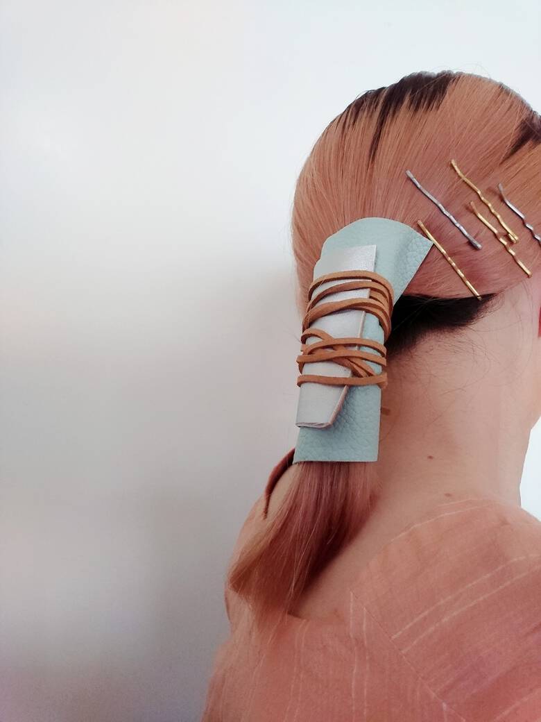 ヘアアレンジ モード ミディアム ローポニーテール Aria Aria Aya 5817 Hair