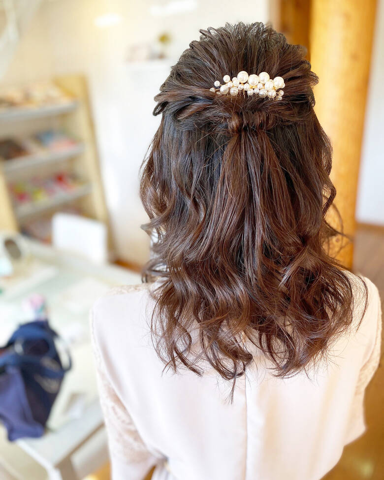 お呼ばれヘア ハーフアップ 結婚式ヘアアレンジ ナチュラル Herbs Hair 前橋 荒木ひろか Hair