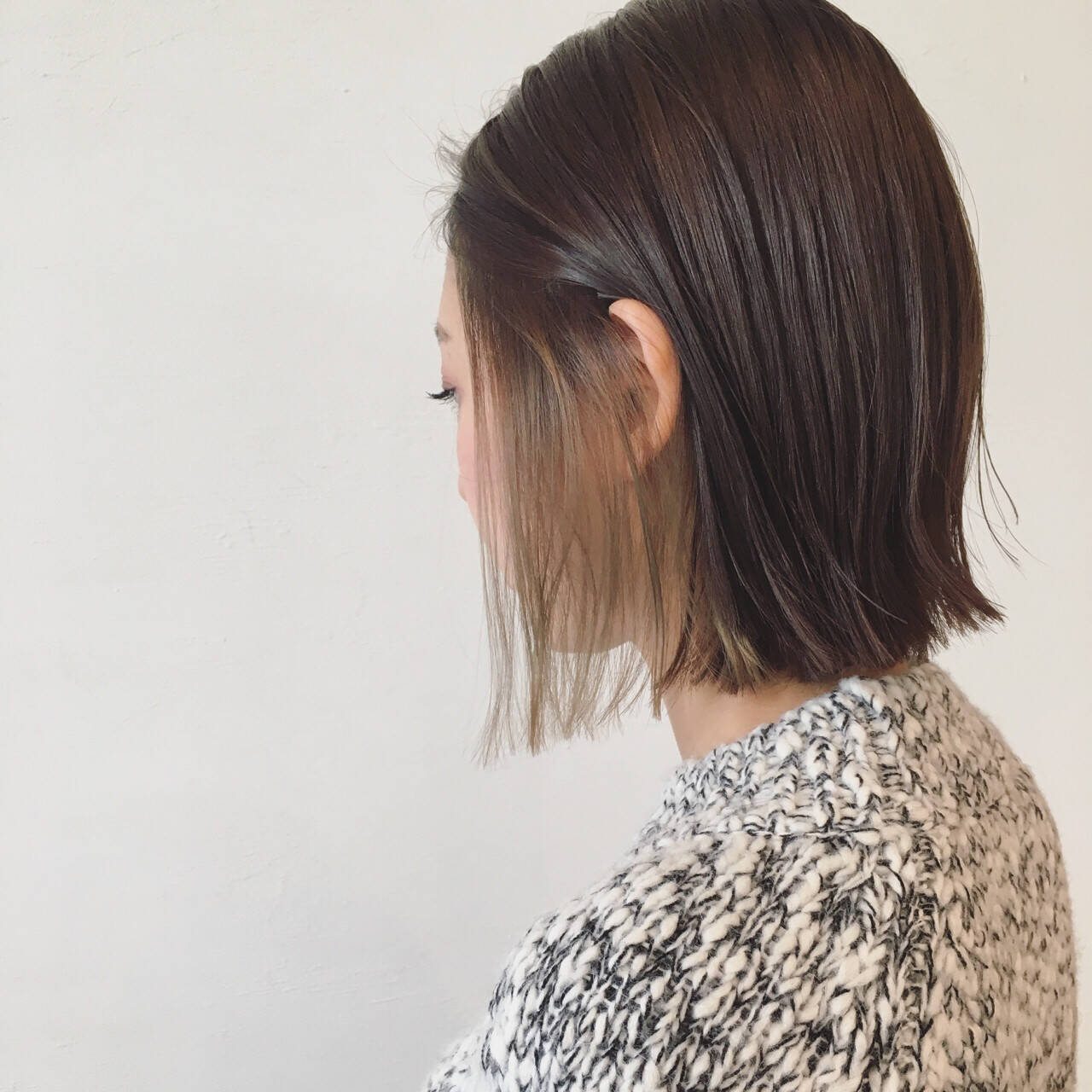 髪型 ボブ インナーカラー