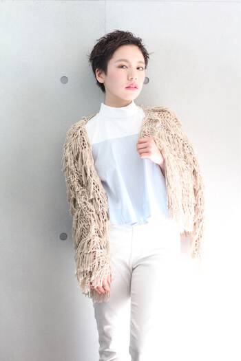アラサー女性必見 大人のための黒髪ショート Hair