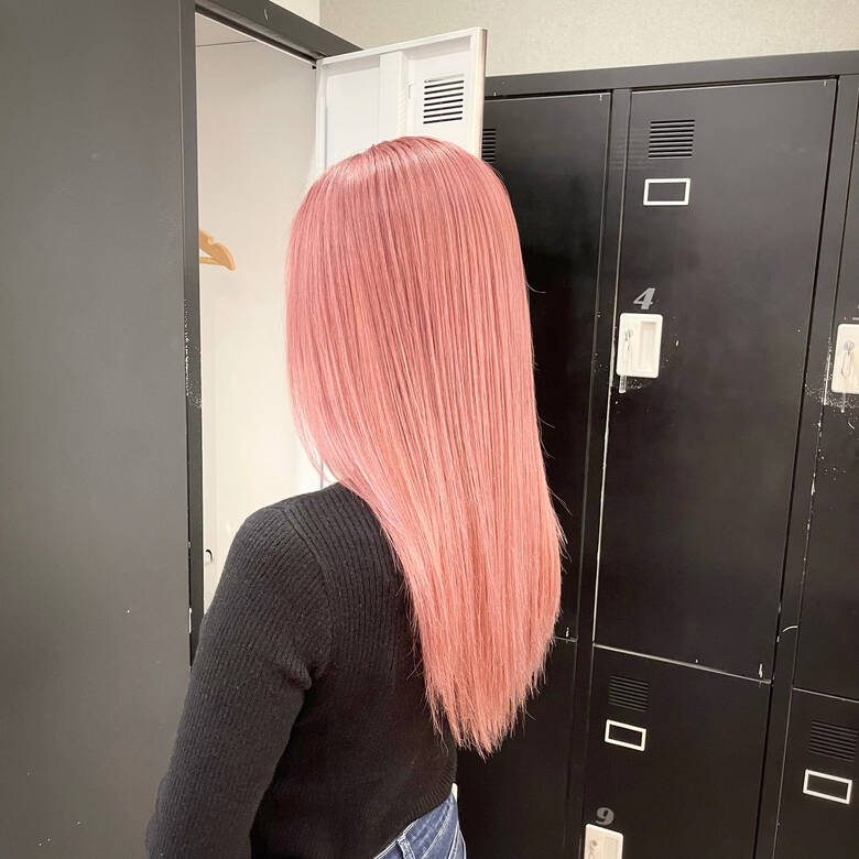 艶髪 ナチュラル ピンク ストレート フリーランス アンドウ ユウ バレイヤージュ ハイライト Hair 艶髪 ナチュラル ピンク ストレート フリーランス アンドウ ユウ バレイヤージュ ハイライト Hair