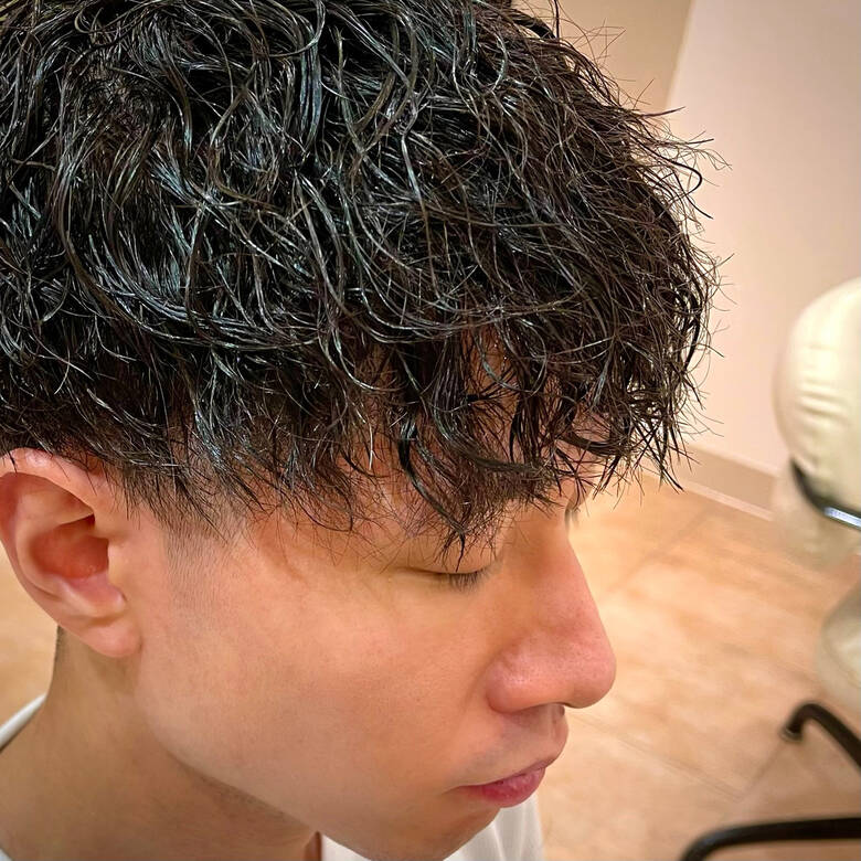 フェードカット 逆三角形 ツーブロック ストリート Fabris 平本 詠一 Hair