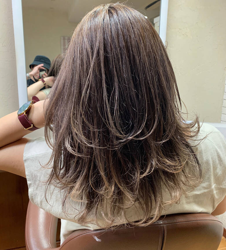 バレイヤージュ グレージュ ベージュ レイヤーカット Velvet Hair 千早店 福岡 聖容 Hair