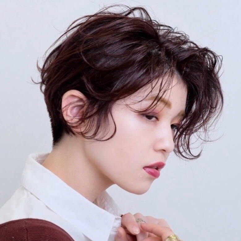 刈り上げ女子 ベリーショート ハンサムショート フェミニン Youres Hair 髪質改善トリートメント ヘッドスパ 恵比寿本店 ユアーズ ヘア 大人かわいいショート ミディアム 大森春奈 Hair