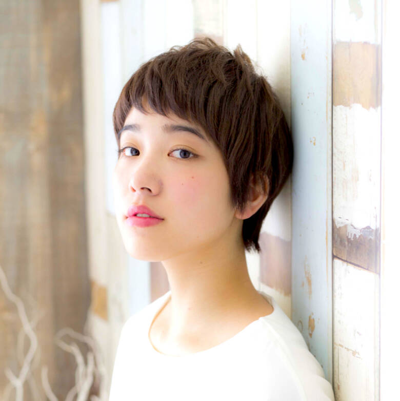 ストリート ベリーショート ショートバング ショート Paige By Neolive 藤村 優樹 Hair