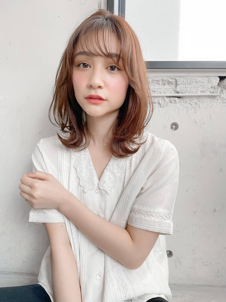 ミディアム レイヤーカット シースルーバング ナチュラル Dydi表参道 本田結 ほんだゆい Dydi表参道 Hair