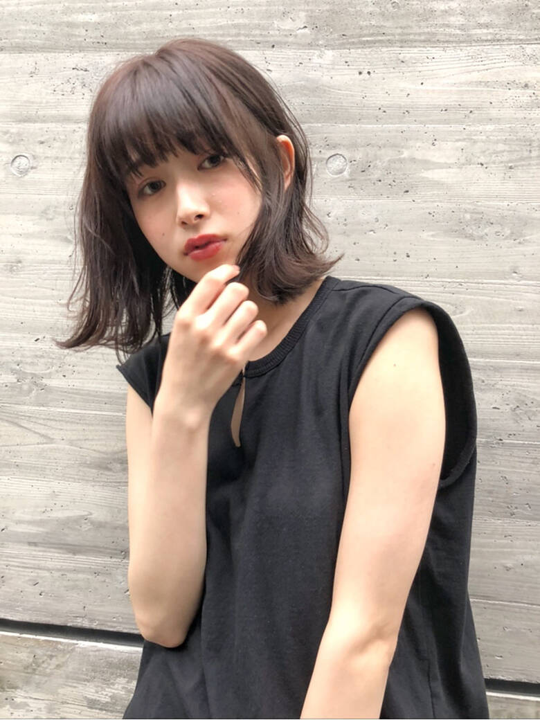 ナチュラル 切りっぱなしボブ 大人可愛い デート Gigi 表参道 Gigi 鹿間真悠子 Hair ナチュラル 切りっぱなしボブ 大人可愛い デート Gigi 表参道 Gigi 鹿間真悠子 Hair