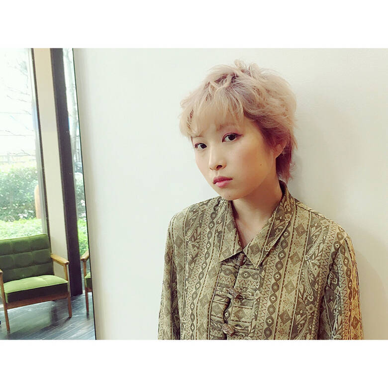 パーマ ハイトーン ゆるふわ ベリーショート 玉川みく Hair