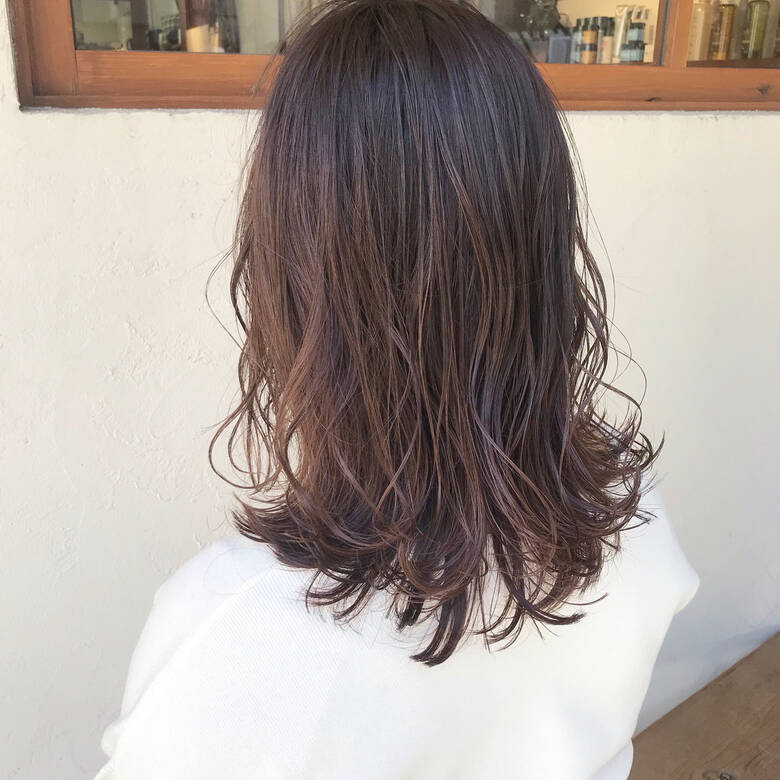 ナチュラル グラデーションカラー 3dハイライト 切りっぱなしボブ Buzz北堀江 杉本あさか Asa Hair ナチュラル グラデーションカラー 3dハイライト 切りっぱなしボブ Buzz北堀江 杉本あさか Asa Hair