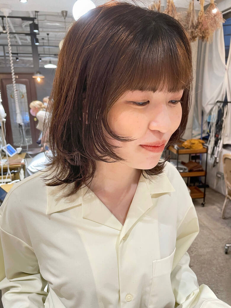 ミディアム 切りっぱなしボブ インナーカラー ショートボブ Louwe 新百合ヶ丘 佐藤康幸 6387 Hair ミディアム 切りっぱなしボブ インナーカラー ショートボブ Louwe 新百合ヶ丘 佐藤康幸 6387 Hair