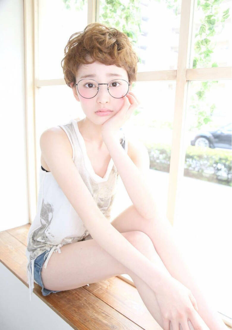 パーマ ナチュラル 外国人風 ベリーショート 吉田南歩 Hair