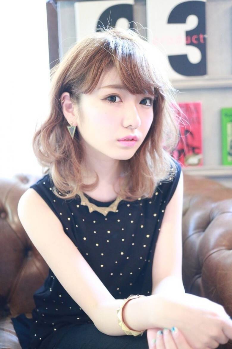 ナチュラル ミディアム 伸ばしかけ フェミニン 大島 諒子 Hair