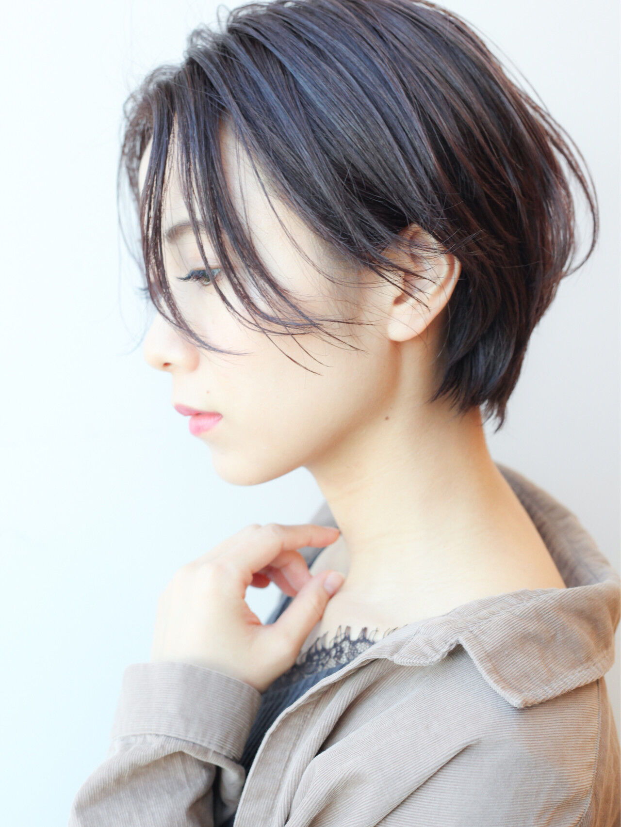髪型 ショート 横顔