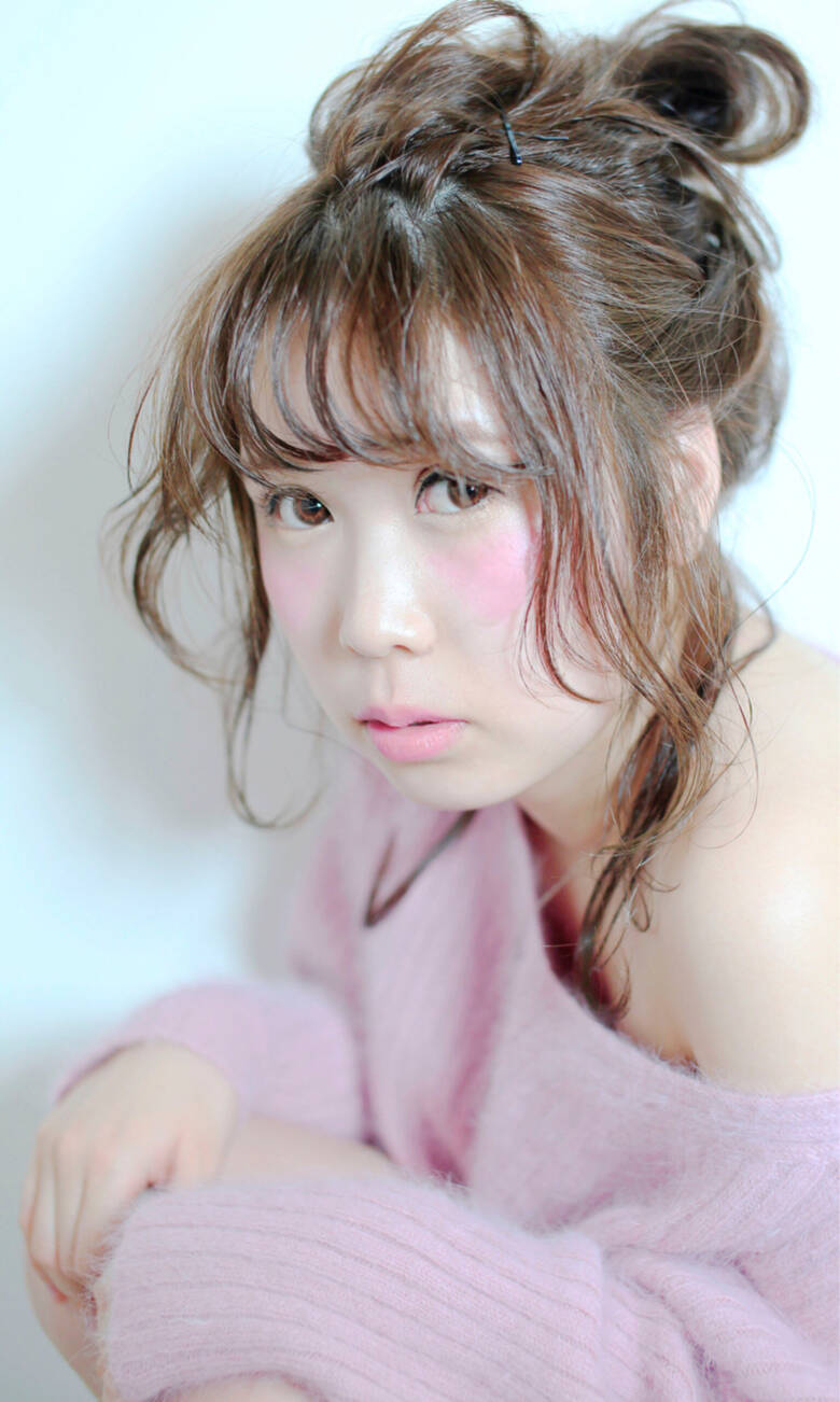 ミディアム おフェロ お団子 簡単ヘアアレンジ Ribetta 渡辺拓吏 Ribetta Hair