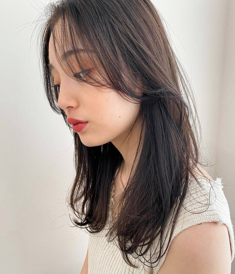 オリーブグレージュ ミディアム ダークアッシュ ダークトーン L Ea表参道 堀切 瑚花 6515 Hair