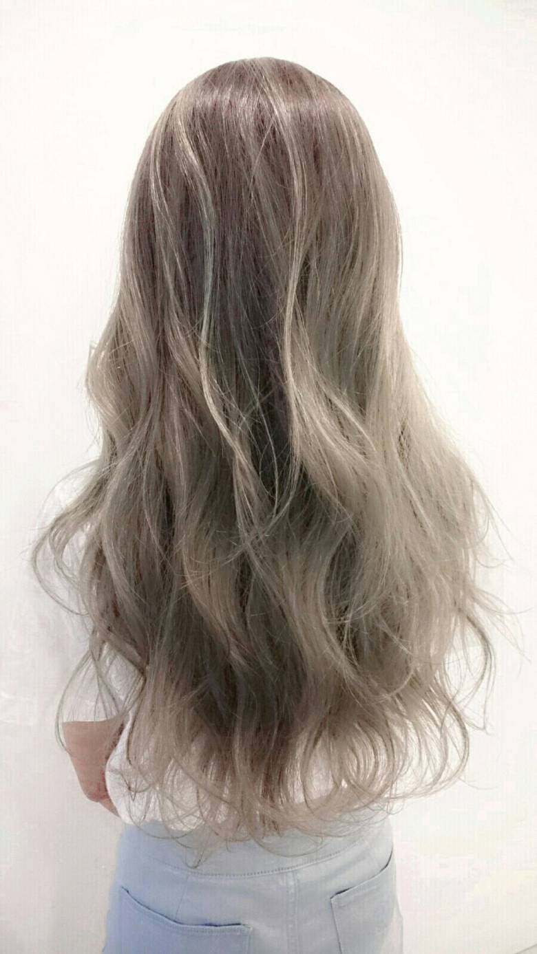 外国人風 黒髪 グラデーションカラー アッシュ Keyman 白川 知博 Hair