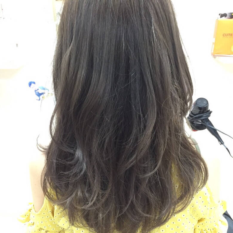 暗髪 レイヤーカット ロング ダークアッシュ Linola 中野ヘイスケ Hair