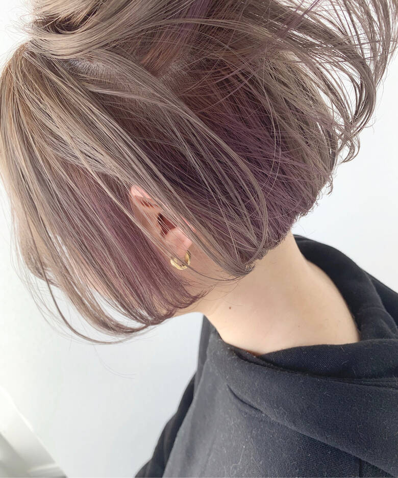 インナーカラーパープル フェミニン ボブ ホワイトシルバー ガレリアエレガンテ岡崎竜美丘 尾崎 裕介 Hair