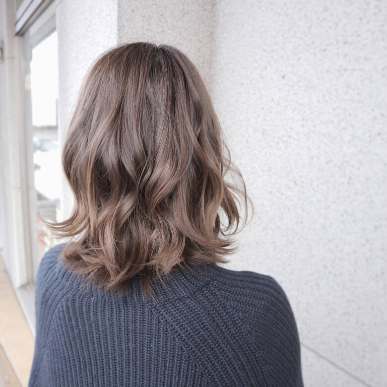 ミルクティー グラデーションカラー ナチュラル アッシュグレージュ 函館 Calif Hair Store キャリフ ヘアストア 桑村亮太 Calif Hair Store Hair