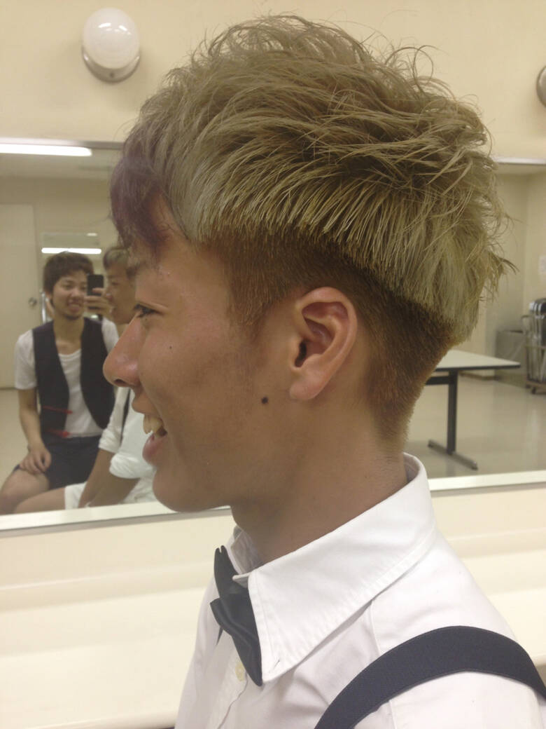 メンズ アッシュ 刈り上げ モード De La Grace 籔内慎太郎 Hair メンズ アッシュ 刈り上げ モード De La Grace 籔内慎太郎 Hair