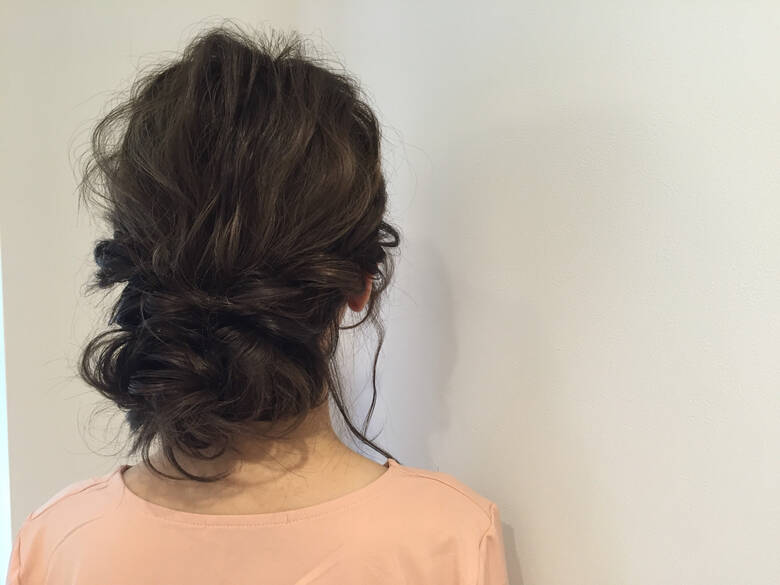 夏 ヘアアレンジ セミロング くるりんぱ 大塚 真理子 15 Hair