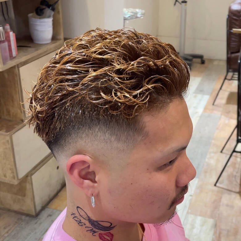 ショート スキンフェード スパイラルパーマ ツイスト Mode K S 心斎橋店 矢鍋 遼 Hair