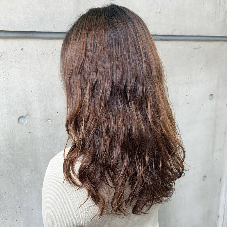 大人かわいい ゆるふわパーマ ロング 波ウェーブ Minx 青山店 ミンクス アオヤマ パーマの達人 本木ヨシヒサ Hair