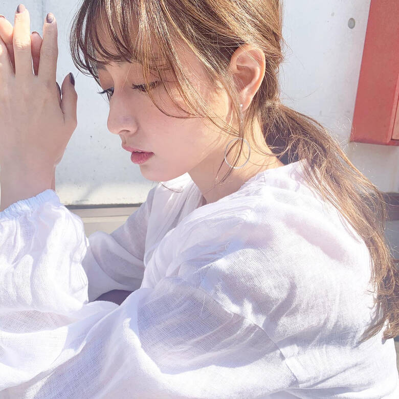 ナチュラル 簡単ヘアアレンジ ローポニーテール ふんわり前髪 Ain 前髪 後れ毛 顔周りこだわり 北野愛 Hair