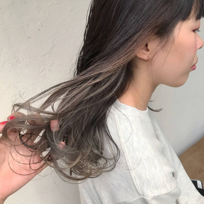 アッシュグレージュ ナチュラル インナーカラーグレージュ インナーカラー Buzz北堀江 杉本あさか Asa Hair