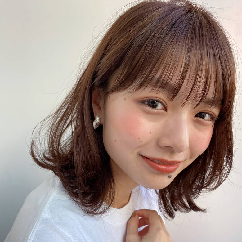 ミディアム 大人かわいい 小顔 ナチュラル Driveforgarden ドライブ フォーガーデン 前髪 ボブ ミディアムが得意 佐藤真希 Hair