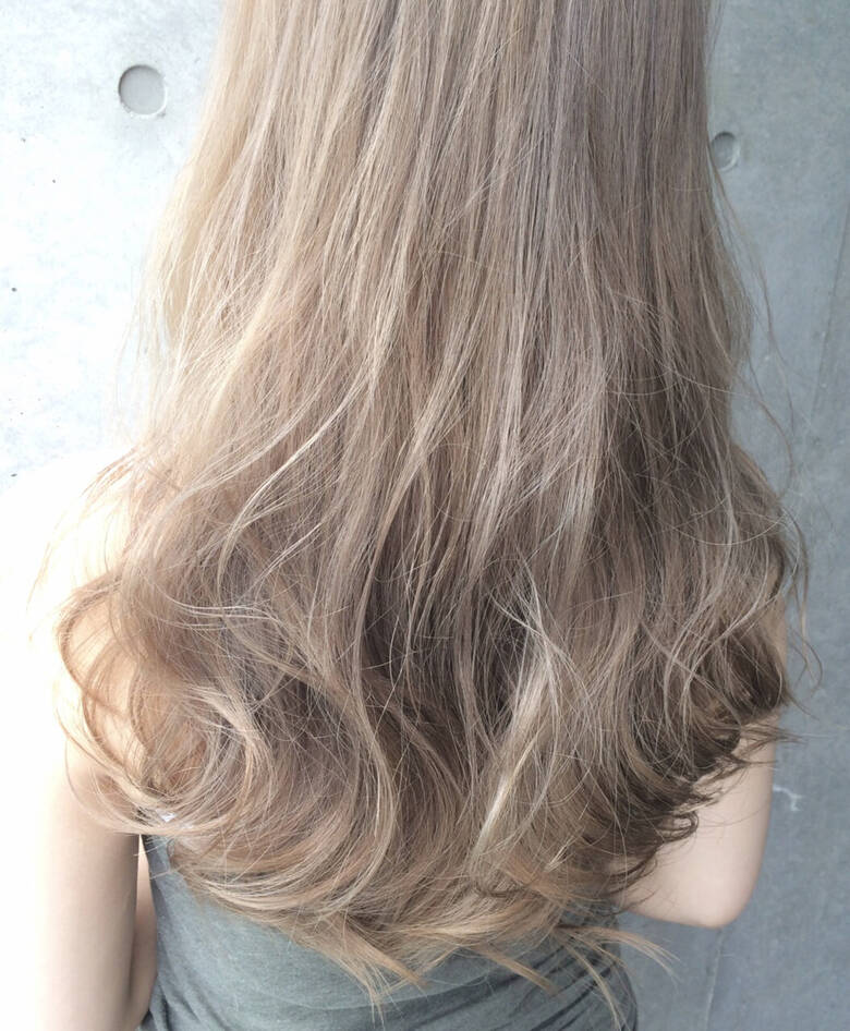 アッシュ ハイライト グラデーションカラー ミディアム Melgina メルジーナ 米川光平 Melgina メルジーナ Hair