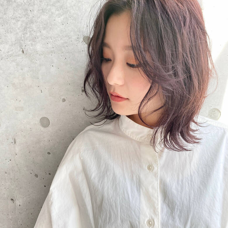 春スタイル ミディアム ウルフカット ナチュラル Fess Cut Colors 鶴丸ちひろ Hair 春スタイル ミディアム ウルフカット ナチュラル Fess Cut Colors 鶴丸ちひろ Hair