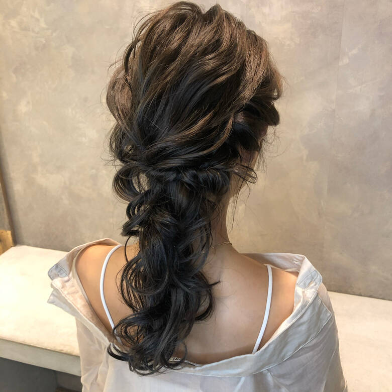 外国人風カラー ヘアアレンジ ハイライト 編みおろし トルネード 高沼 達也 Byトルネード Hair