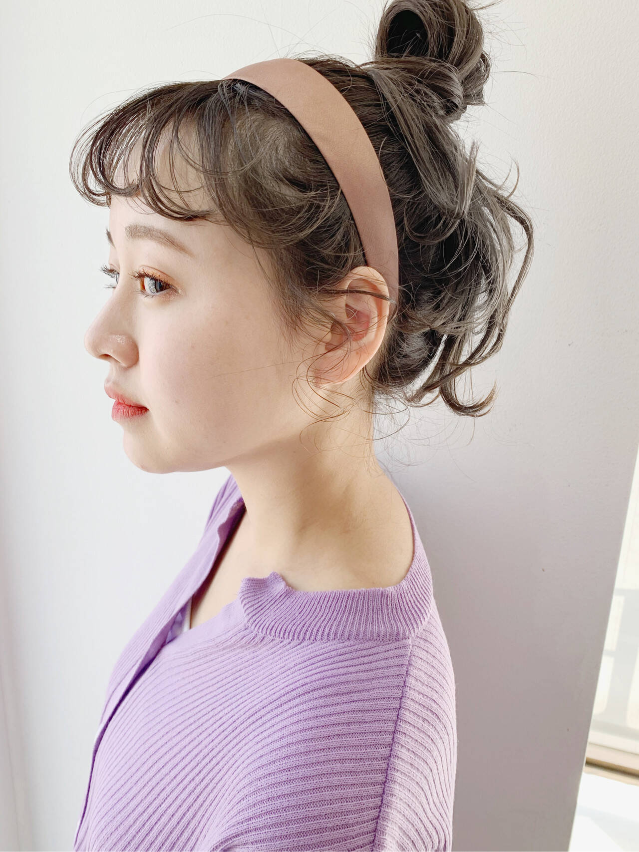 お団子アレンジ 簡単ヘアアレンジ セミロング カチューシャ Hair People原宿 日比野 恵理 Hair お団子アレンジ 簡単ヘアアレンジ セミロング カチューシャ Hair People原宿 日比野 恵理 Hair
