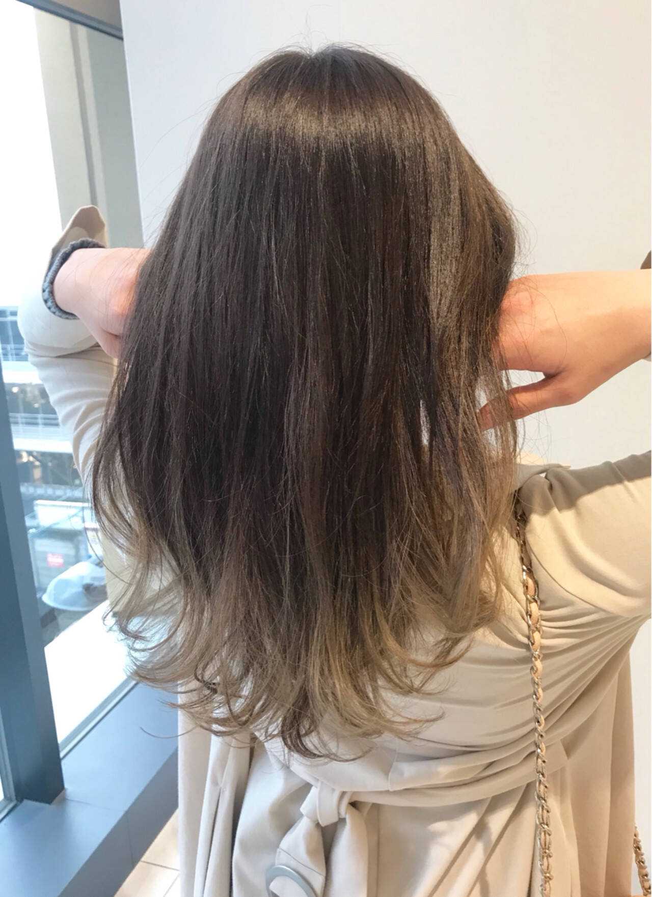 髪型 ロング ハイライト