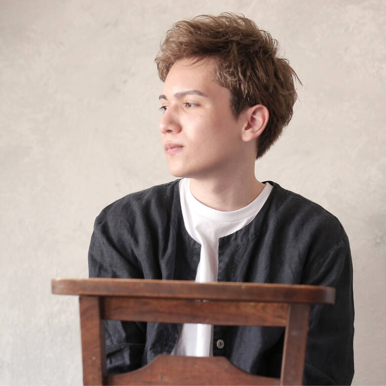 ナチュラル ベリーショート ハイトーン メンズスタイル Freelance Stylist 下北沢 道具朝美 Hair ナチュラル ベリーショート ハイトーン メンズスタイル Freelance Stylist 下北沢 道具朝美 Hair