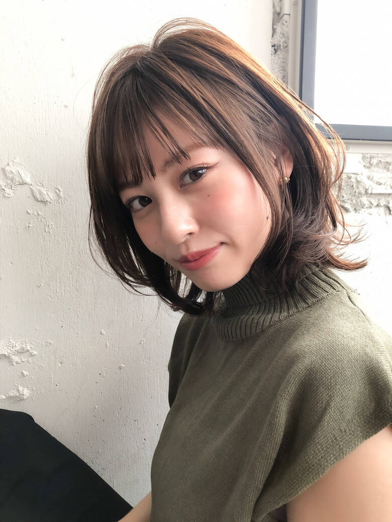 斜め前髪 大人ミディアム 切りっぱなしボブ ナチュラル Agnos 青山 永沢 由希代 Agnos青山 Hair
