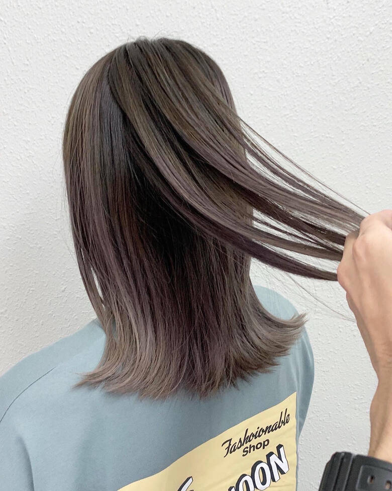 ラベンダーグレージュ グラデーションカラー グレージュ セミロング Aurum 下北沢 神戸 孝哉 Aurum下北沢 Hair