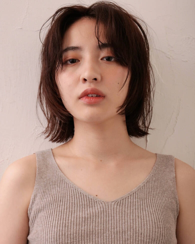 レイヤーボブ ミディアム ナチュラルブラウンカラー ウルフカット Ooit 林田安海 6923 Hair