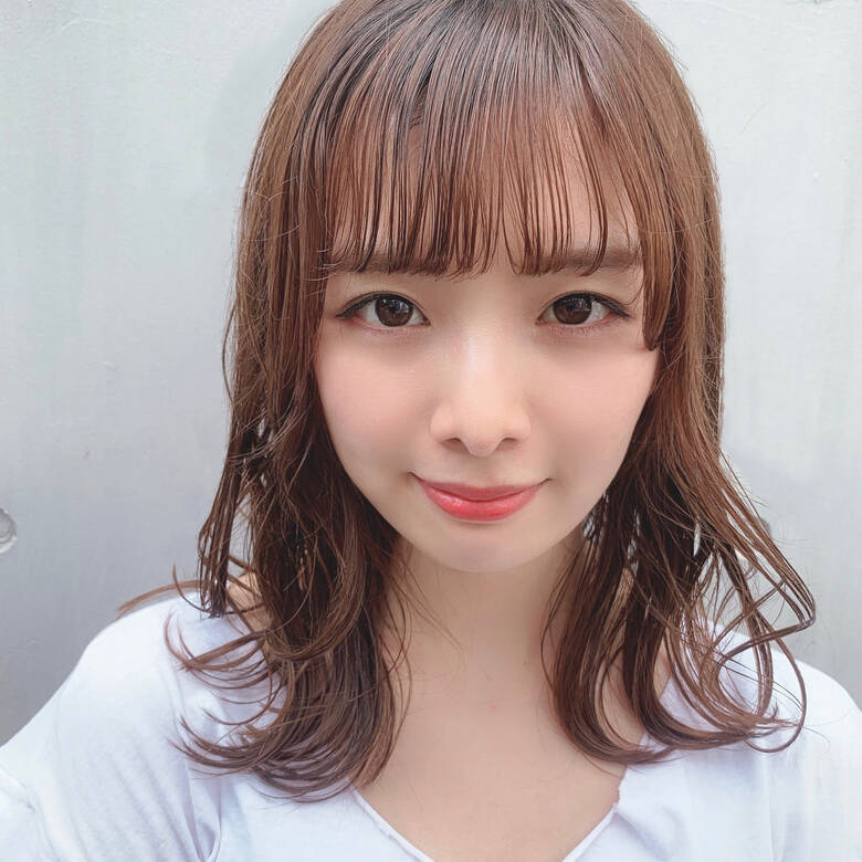 ベージュ セミロング 大人可愛い かわいい Salowin 川原梨央 Hair