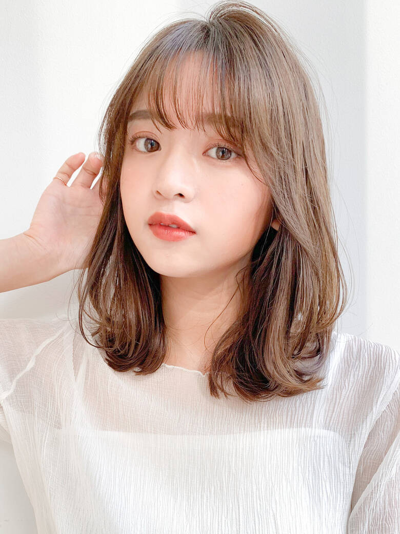 小顔ヘア 透明感 ナチュラル 鎖骨ミディアム Agnos 青山 杉山 美羽 Agnos青山 Hair