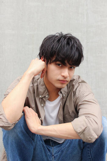 メンズパーマ ビジネスシーンにも なメンズ向け最新ヘアカタログ Hair