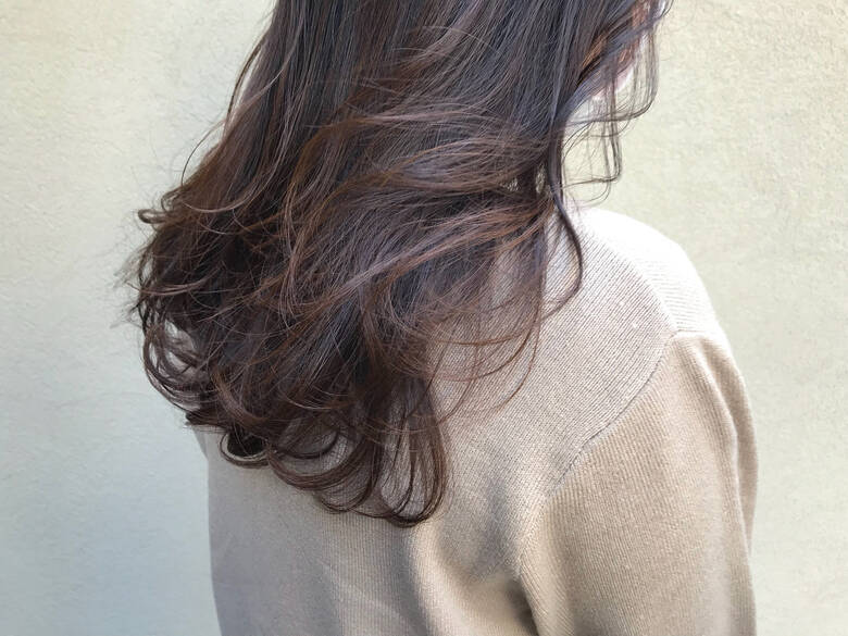 レイヤースタイル レイヤーカット ロング ナチュラルグラデーション Mauloa Emiko Nakanishi Hair